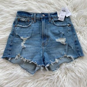 NWT Abercrombie High Waist Mom Short